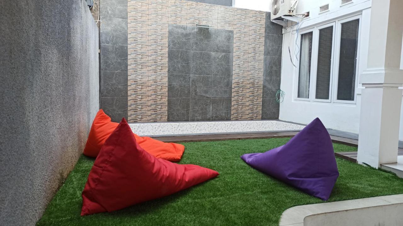 Villa Jk House Bandung Exterior foto